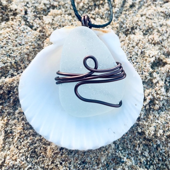 Submerged Seaglass Necklace - Picture 8 of 8